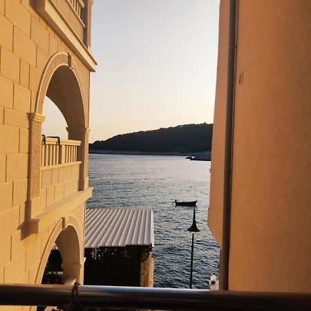 Apartments Dragica Мілна Екстер'єр фото