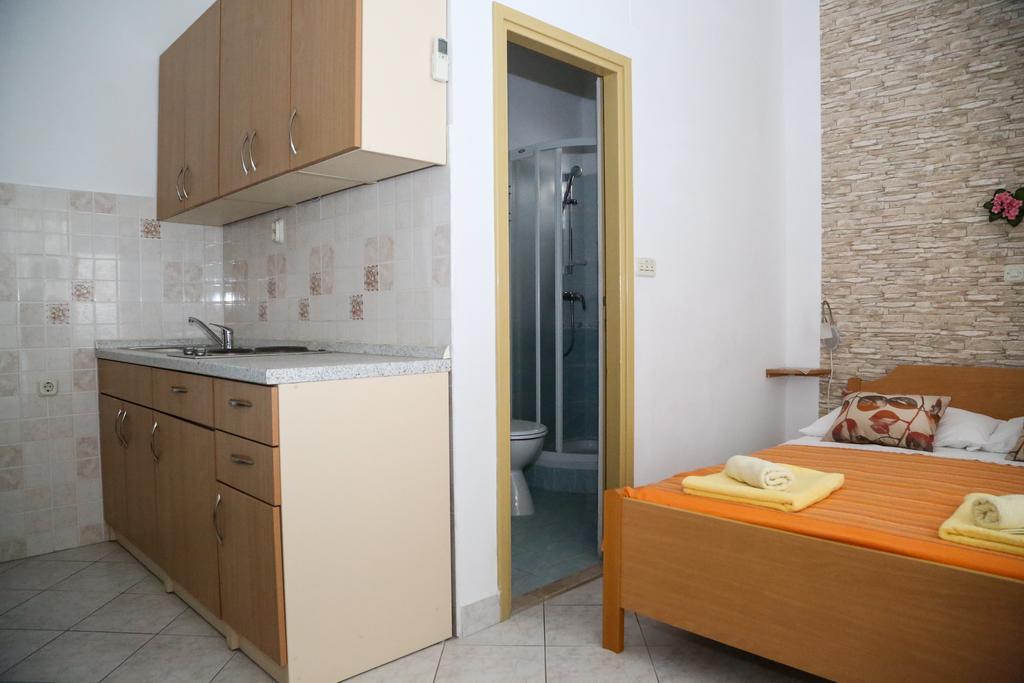 Apartments Dragica Мілна Екстер'єр фото
