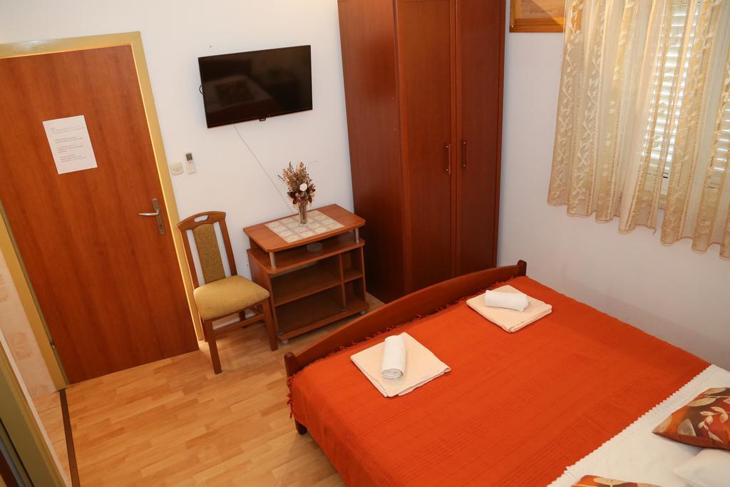 Apartments Dragica Мілна Екстер'єр фото